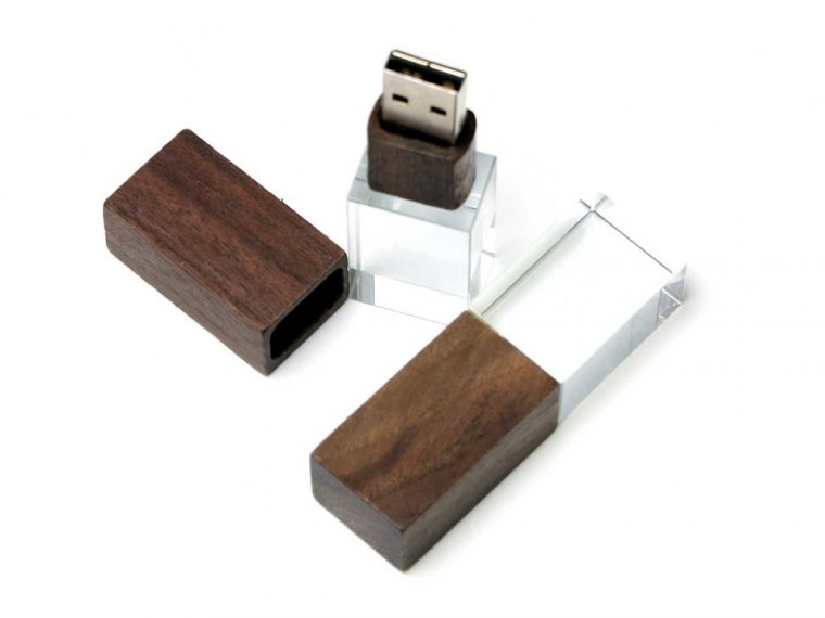 USB 2.0- флешка на 16 Гб прямоугольной формы — изображение 3