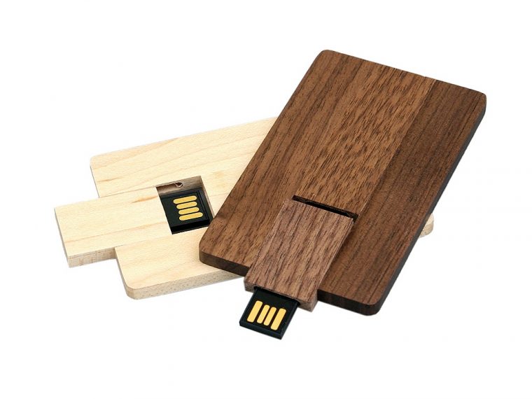 USB 2.0- флешка на 16 Гб в виде деревянной карточки с выдвижным механизмом — изображение 4