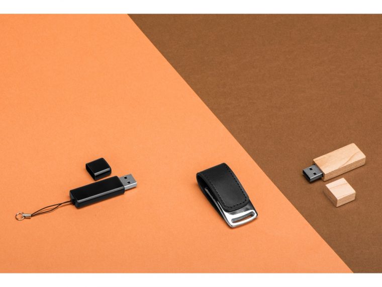 USB-флешка на 16 Гб «Vigo» с магнитным замком — изображение 4