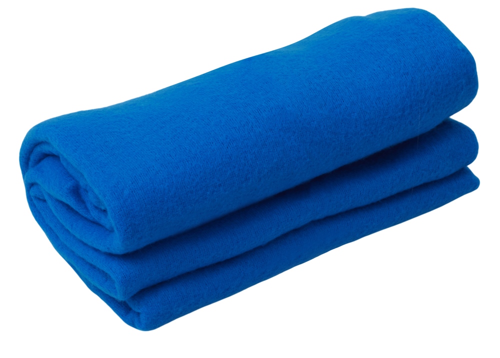 Подарочный набор: кукла фарфоровая, плед флисовый — изображение 5